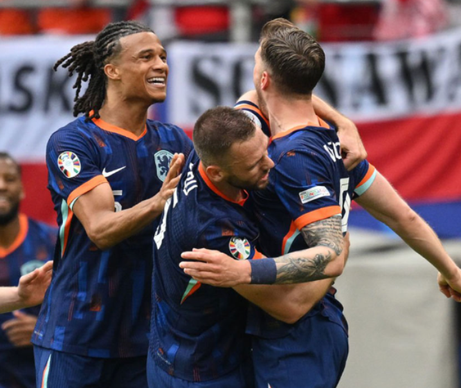 Những thống kê thú vị sau trận Ba Lan 1-2 Hà Lan tại Euro 2024: