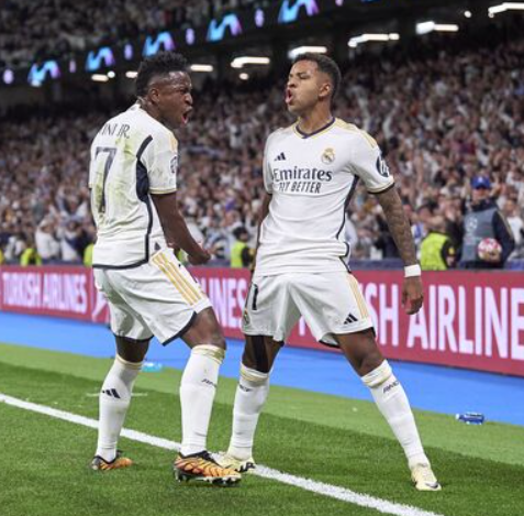 Tiền đạo trẻ Rodrygo Goes của Real Madrid đã chia sẻ lý do anh ăn mừng theo kiểu 