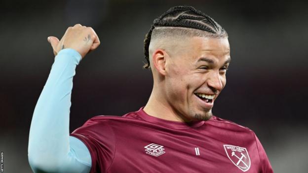 David Moyes bênh vực Kalvin Phillips 'ngu ngốc' sau thẻ đỏ trong trận thua West Ham